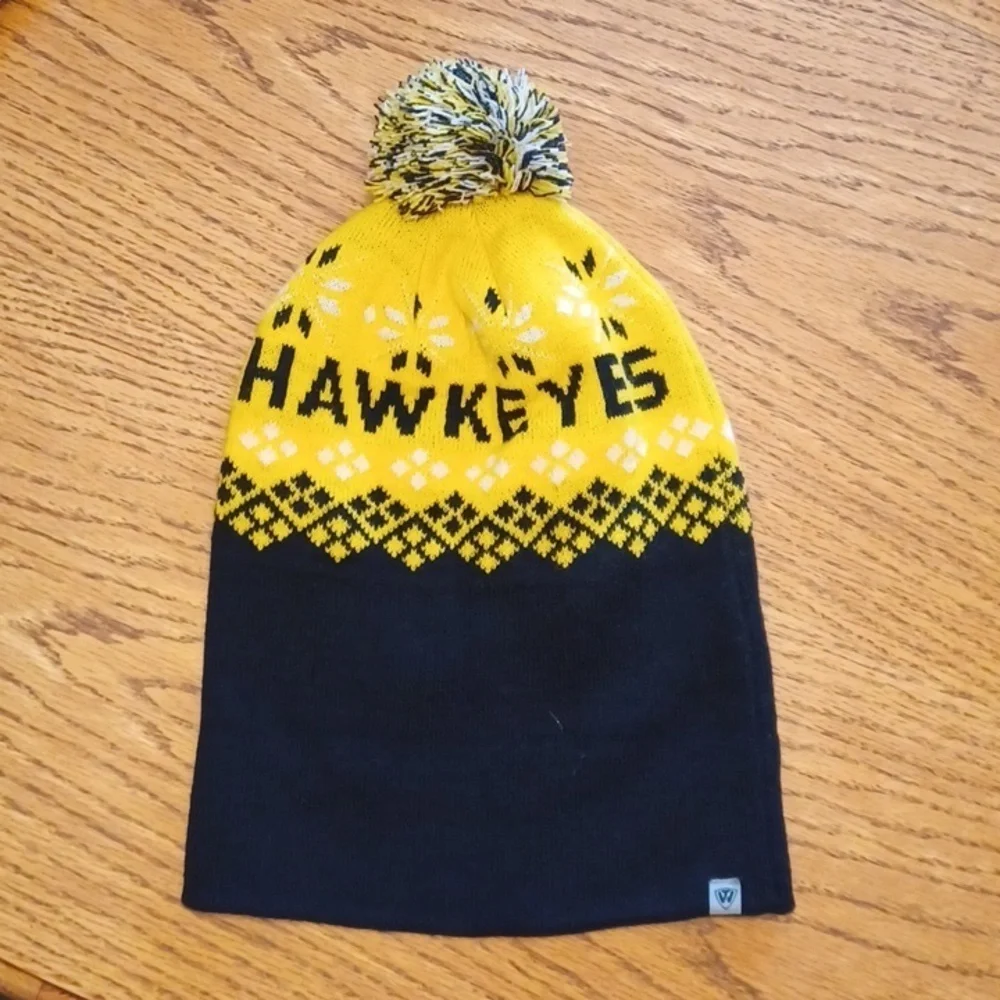 Iowa Hawkeyes bogan hat beanie Adult one size